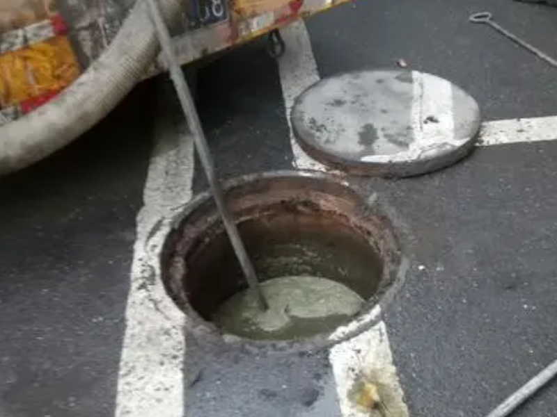 青岛抽粪抽污水池多少钱一车，青岛抽污水公司