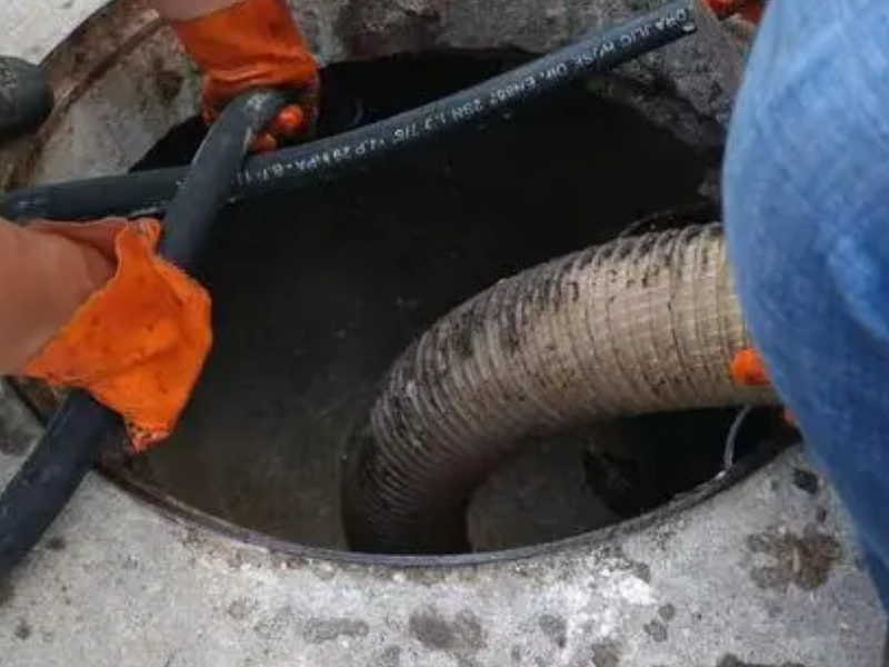 青岛修水管,青岛专业修水管,机器投下水道30元