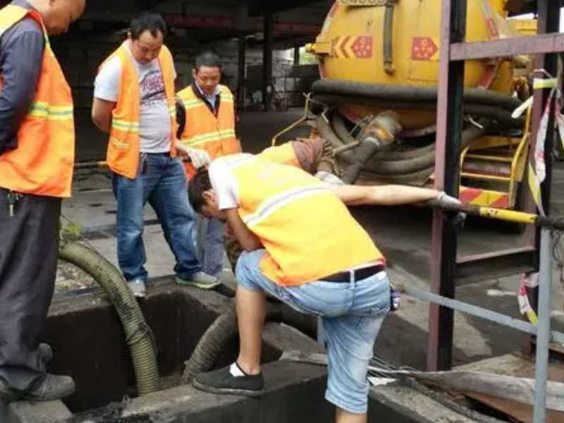 青岛专业管道疏通 投下水 换水龙头 马桶维修