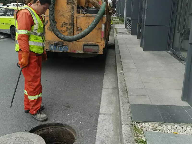 青岛专业机械投下水道、马桶疏通、水管水龙头漏水维修